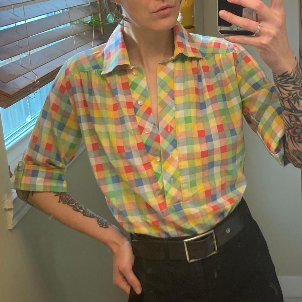 1960’s rainbow plaid top - Picture 7 of 8